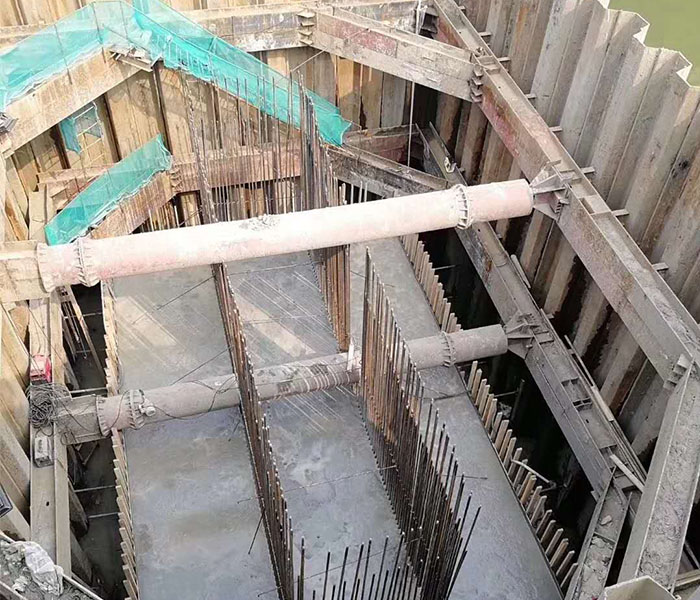 12米钢板桩施工